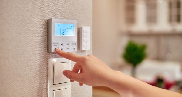 Installation de thermostat pour chauffage électrique